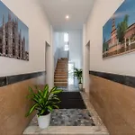 Aristotele Building - B * Milão