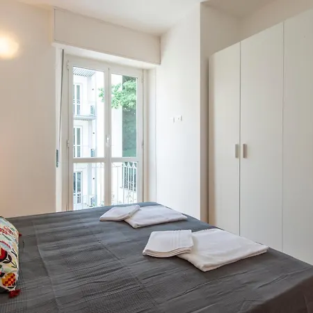 Apartament Aristotele Building - B